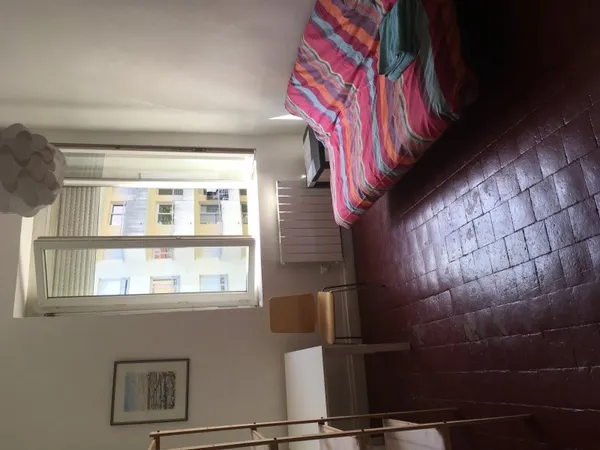 Loue chambre en colocation dans appartement