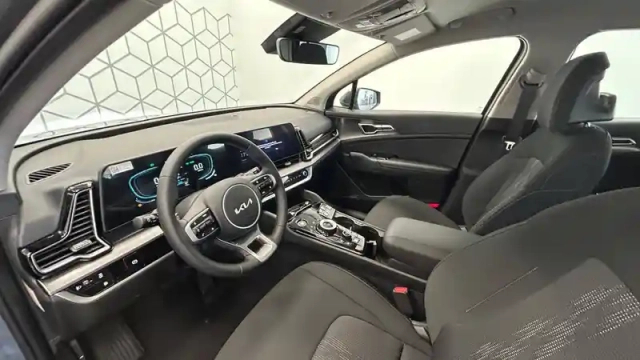 Kia Sportage 1.6 t-gdi 245ch isg hybride rechargeable bva6 4x4 — photo 6