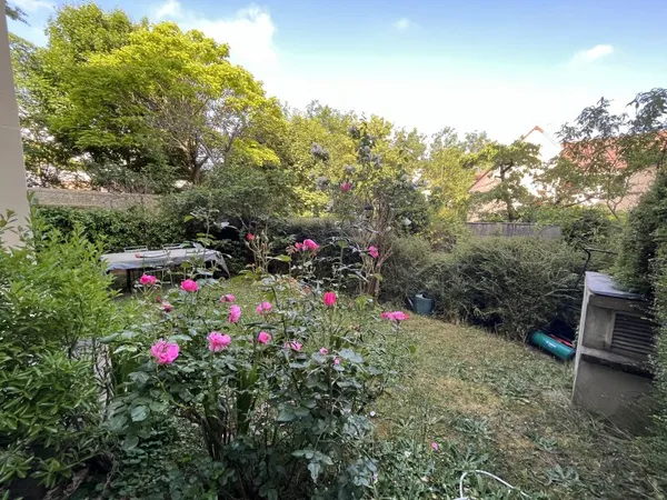 Loue Appartement 3 pièces avec jardins - entre centre-ville et gare RER