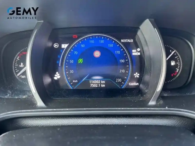 Renault Megane mégane iv berline dci 165 energy edc — photo 18