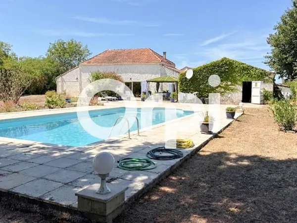 Maison 4 pièces 156 m²