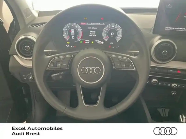 Audi Q2 35 tfsi 150ch design s tronic 7 — photo 15
