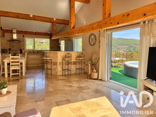 Maison 5 pièces 128 m²