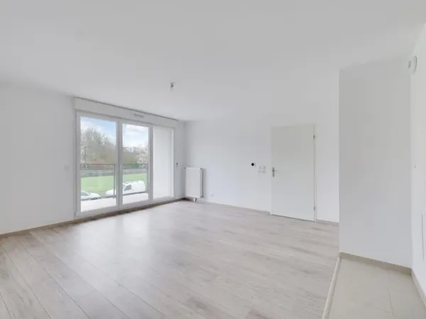 À VENDRE À GRETZ-ARMAINVILLIERS 3 PIECES - TERRASSE ET PARKING