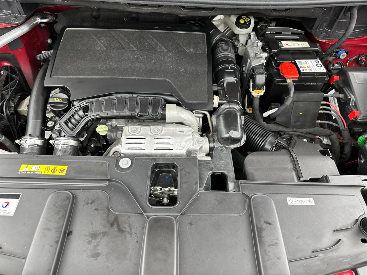 Peugeot 3008 puretech 130ch s&s eat8 allure pack — photo 13