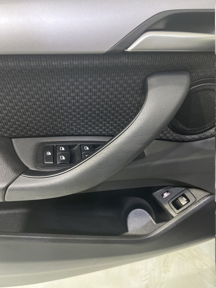 BMW X1 — photo 51