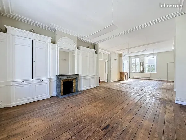 Appartement 5 pièces 219 m²