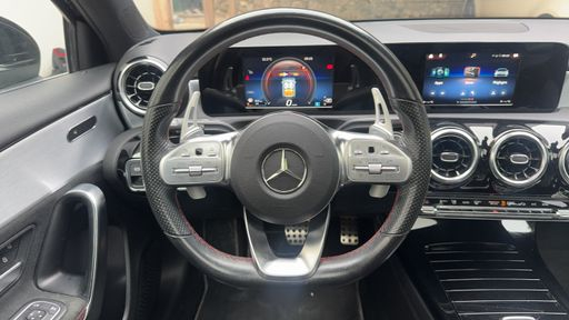 Mercedes Classe A 200 1.3 Ti 163 7G-DCT - AMG Line – 2020 – 72077 km – Essence – Boîte Automatique — photo 35