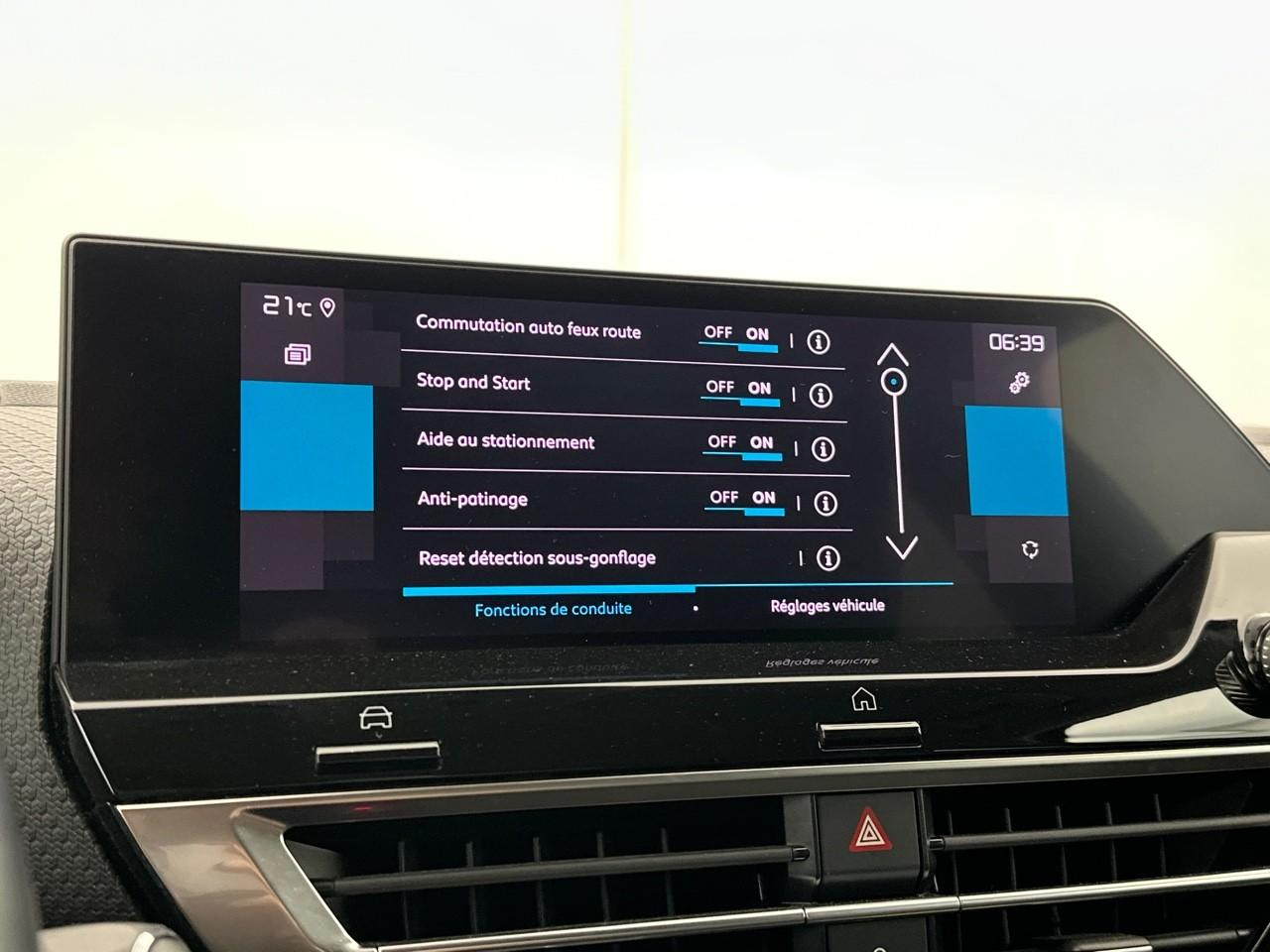 Citroën C4 puretech 130 s&s eat8 shine pack — photo 27