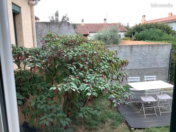 Location F1 bis Ceret au 1/12/2026 avec extérieur