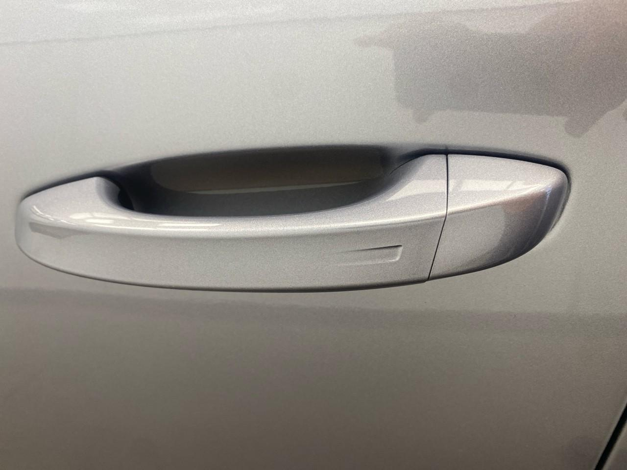 Peugeot 308 hybrid 145 e-dcs6 allure — photo 30