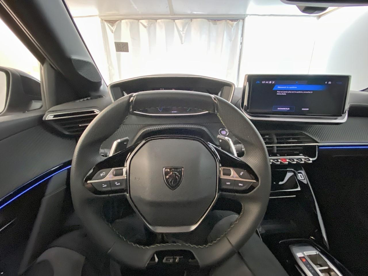 Peugeot 208 hybrid 110 e-dcs6 gt — photo 12