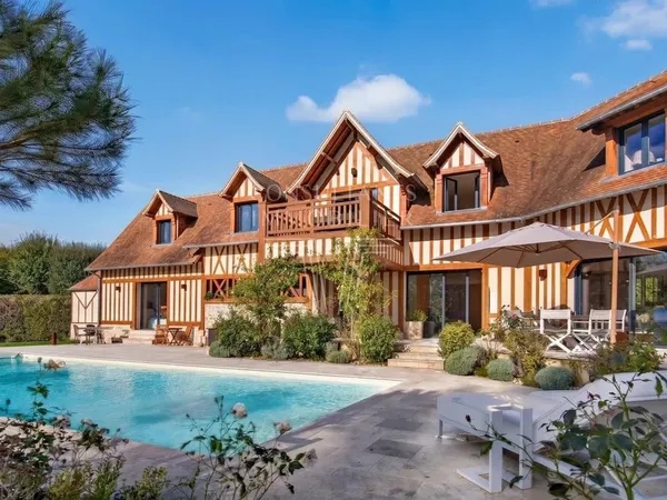 Maison de luxe 9 pièces 220 m²