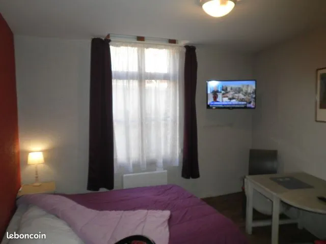 Photo 1