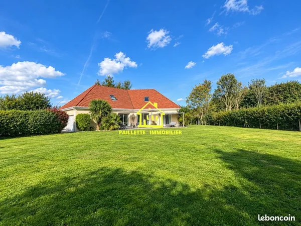 Maison 6 pièces 165 m²