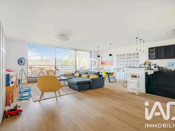 Appartement 3 pièces 122 m²