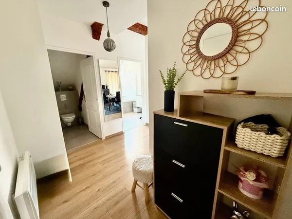 2 Pièces plein de charme avec balcon et vue canal