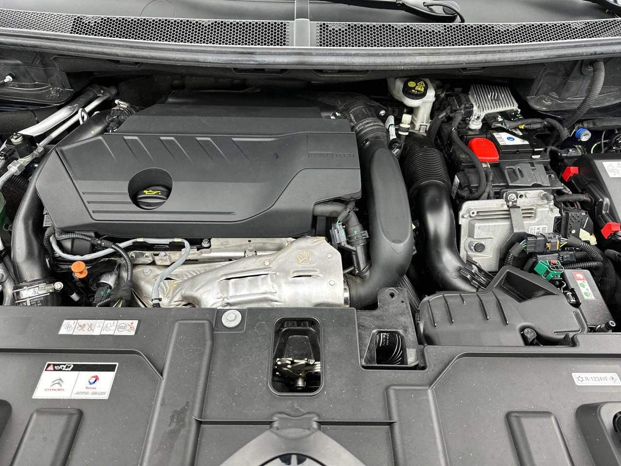 Citroën C5 Aircross hybride rechargeable 225 e-eat8 shine pack — photo 15