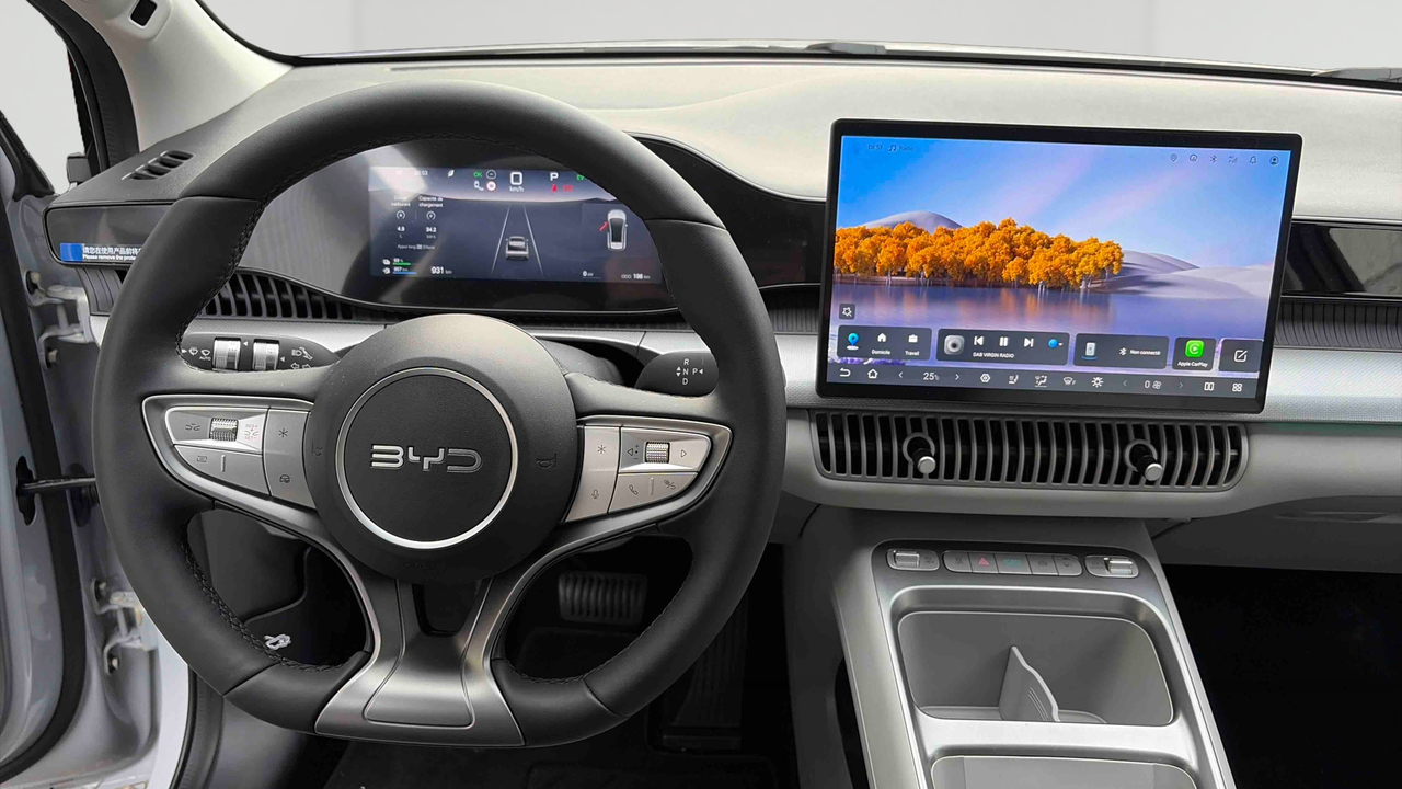 BYD Dolphin G 1.5 DM-i PHEV 212 ch — photo 9