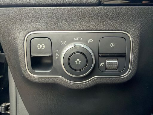Mercedes Classe GLA 200 d 150 8G-DCT - AMG Line – 2020 – 152300 km – Diesel – Boîte Automatique — photo 14