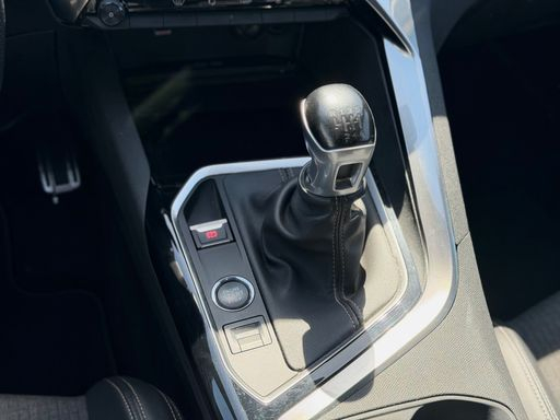 Peugeot 5008 1.2 Pure Tech 130 - GT Line – 2019 – 83881 km – Essence – Boîte Manuelle — photo 7