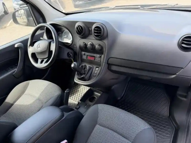 Mercedes Citan 109 cdi fourgon compact — photo 25