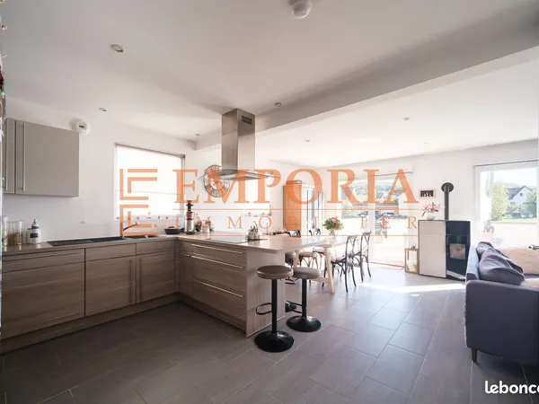 Maison 5 pièces 106 m²