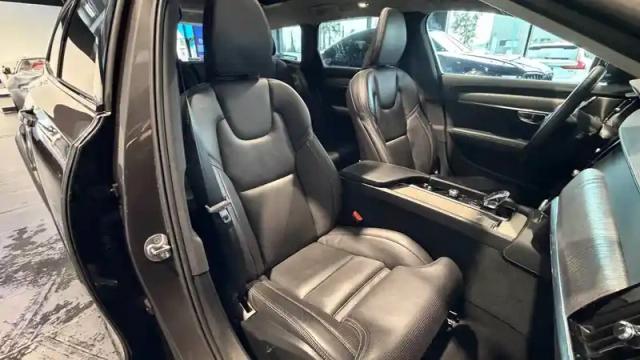 Volvo V90 volvo /  cross country 2.0 b4 mild-hybrid plus awd — photo 27