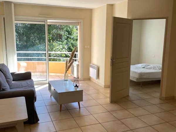 T2 meublé avec parking privé - Proche centre-ville d'Avignon