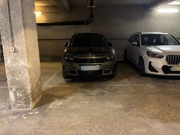 Parking 13 m²