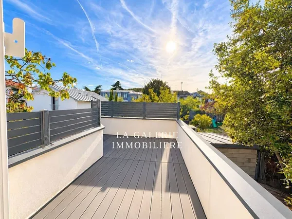 Maison 6 pièces 153 m²