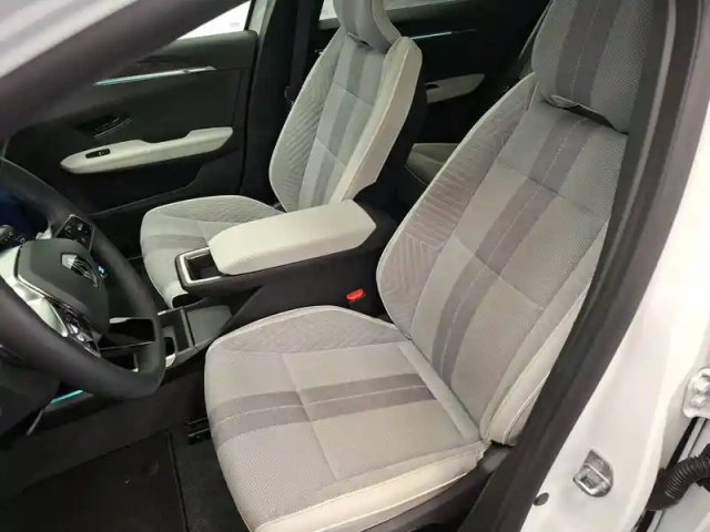 Renault Scenic e-tech électrique 220 ch grande autonomie — photo 11