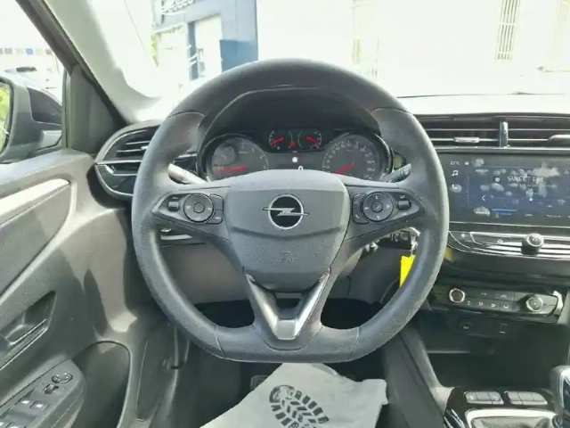 Opel Corsa 1.2 turbo 100 ch bvm6 — photo 29