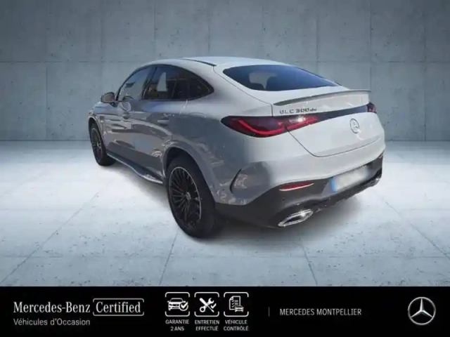 Mercedes Glc coupé 300 d e hybrid 197+136ch amg line + 4matic 9g-tronic — photo 3