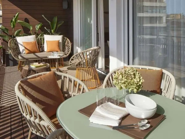 T4 SPACIEUX TERRASSE, CELLIER ET GARAGE EN SOUS-SOL À ANNECY