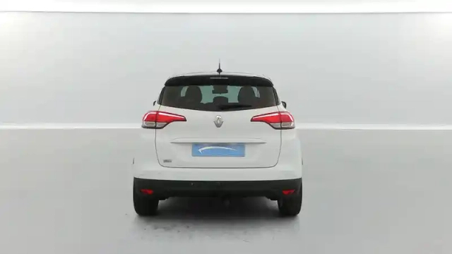 Renault Scenic dci 110 energy — photo 13