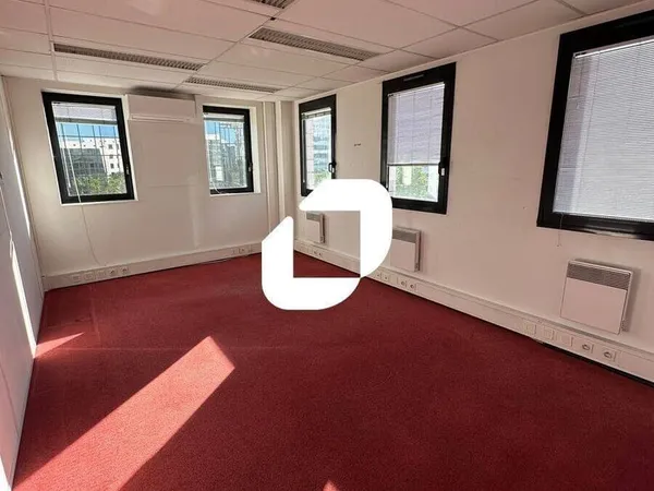 Bureaux 282 m²