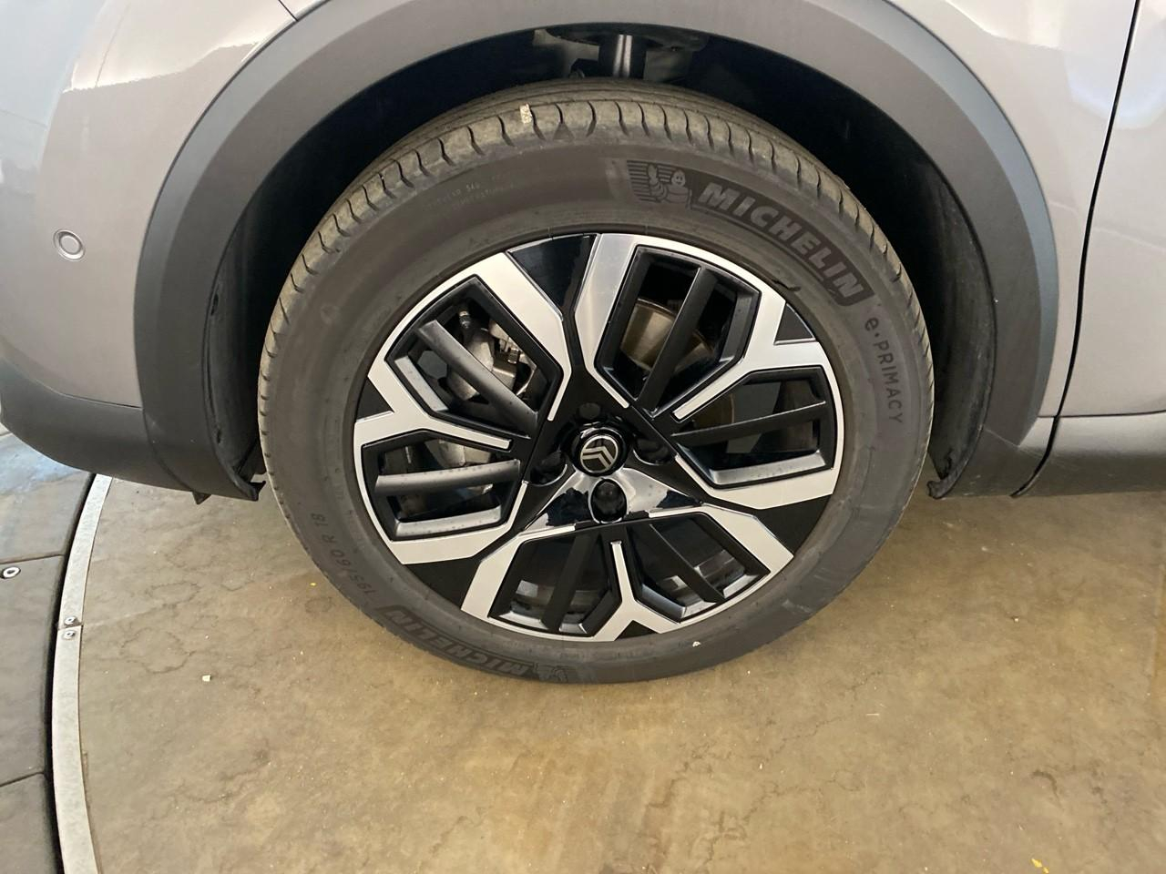 Citroën C4 hybride 145 ch e-dcs6 max — photo 11