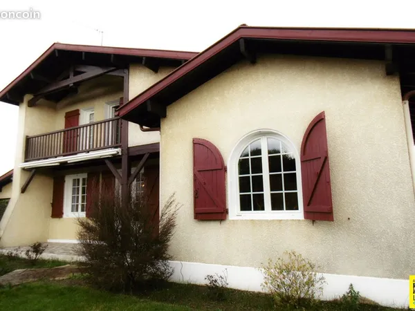 Maison 6 pièces 130 m²