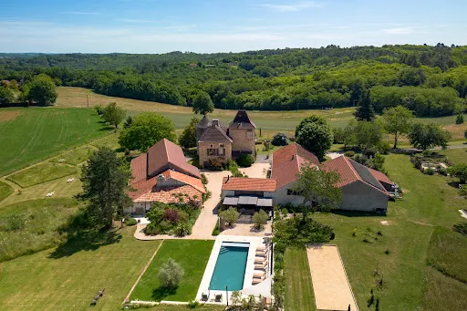 Château 13 pièces 600 m²