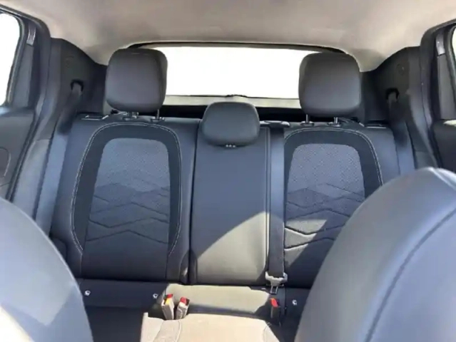 Jeep Avenger 1.2 turbo t3 100ch altitude — photo 14