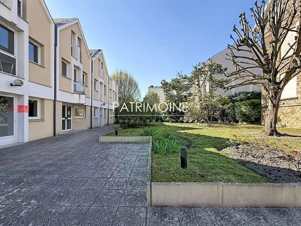 Bureaux 3 pièces 85 m²