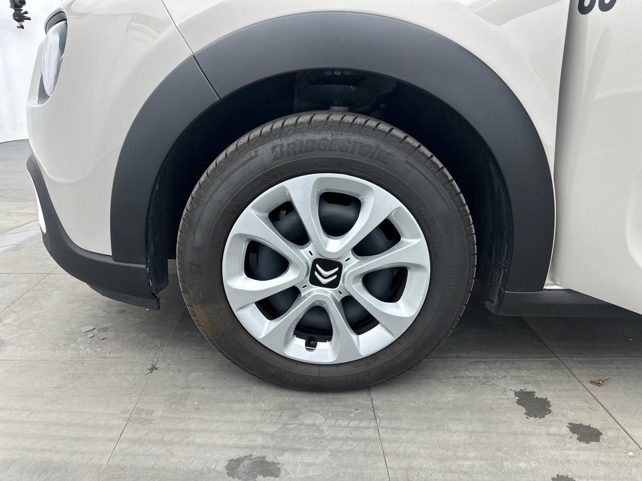 Citroën C3 puretech 83 s&s bvm5 you! — photo 14