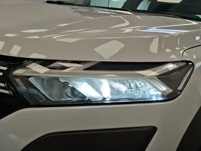 Dacia Sandero eco-g 100 — photo 35