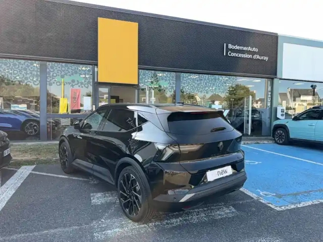 Renault Scenic e-tech électrique 220 ch grande autonomie — photo 4