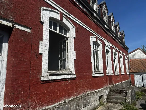 Propriété 8 pièces 141 m²