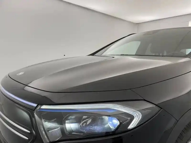 Mercedes Eqa 250 — photo 20