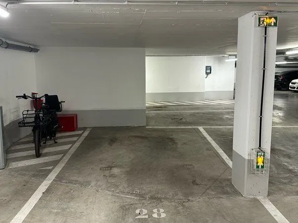 Place de parking sécurisé - RER A- Fontenay-sous-Bois