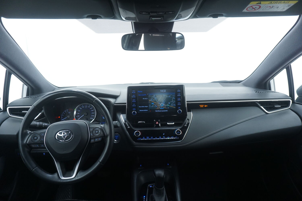 Toyota Corolla Touring Sports — photo 12