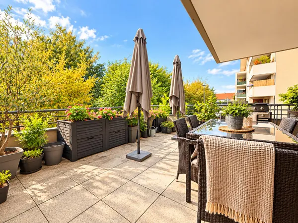 T3 de 66 m2  Une parenthese de verdure aux Allees du Leman
